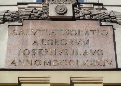 Altes Allgemeines Krankenhaus, Widmungsinschrift von Josef II